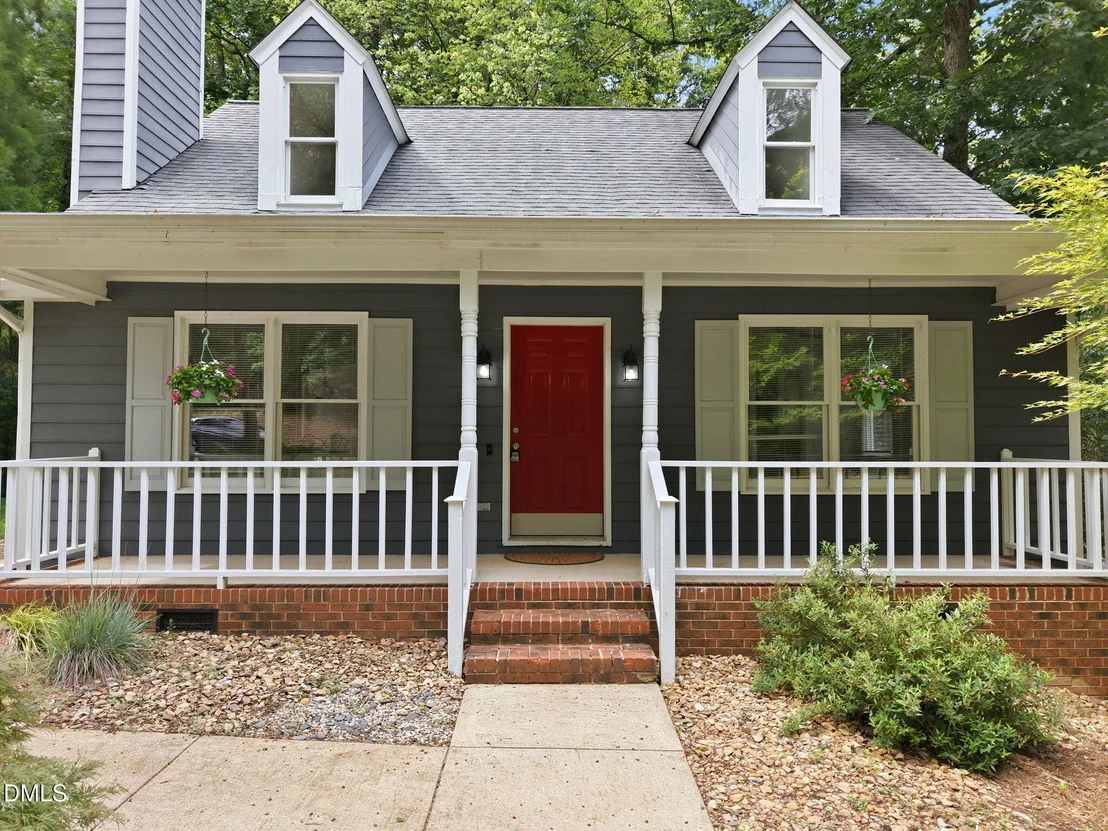 Photo of 300 Trimble Avenue