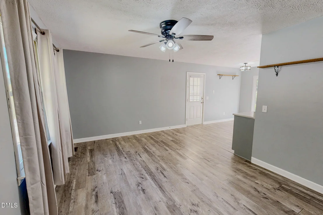 Photo of 405 Marvin Gill Road