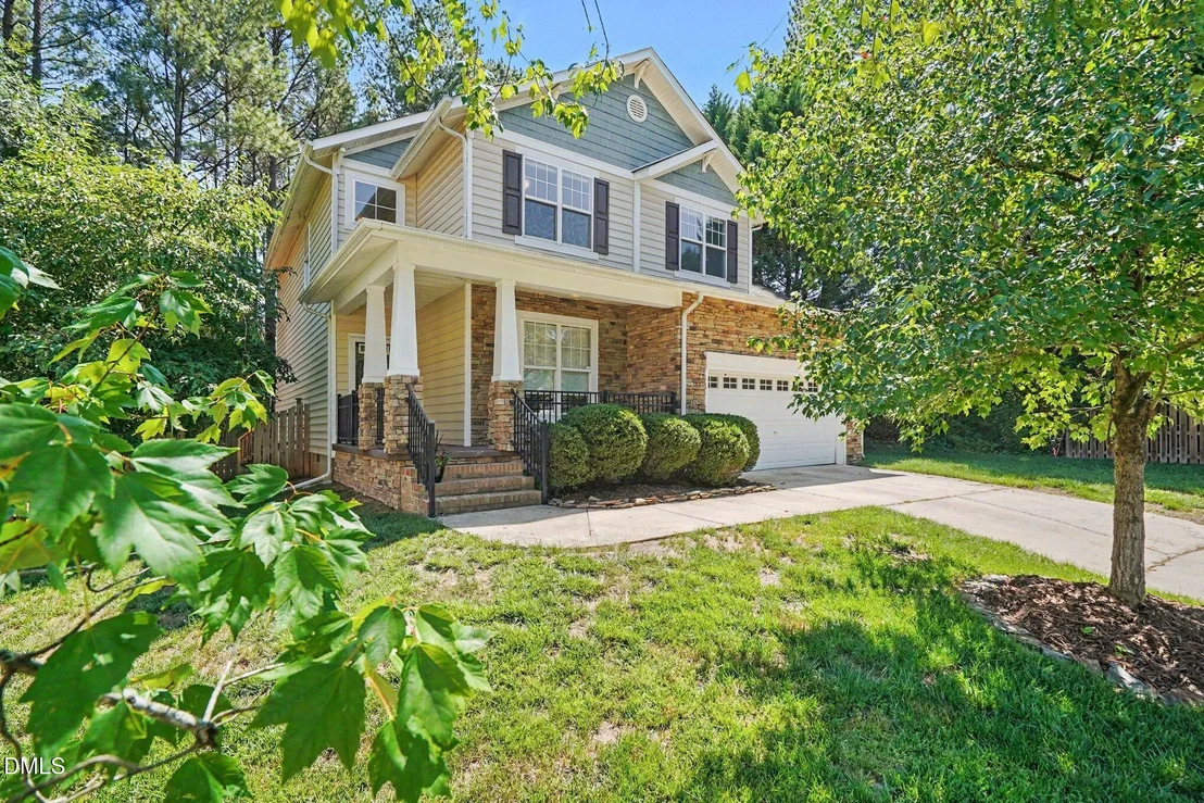Photo of 6 Silverbell Court
