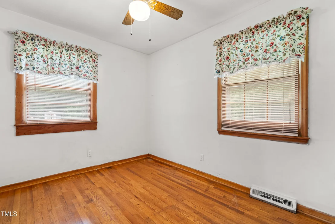 Photo of 207 Wendell Road
