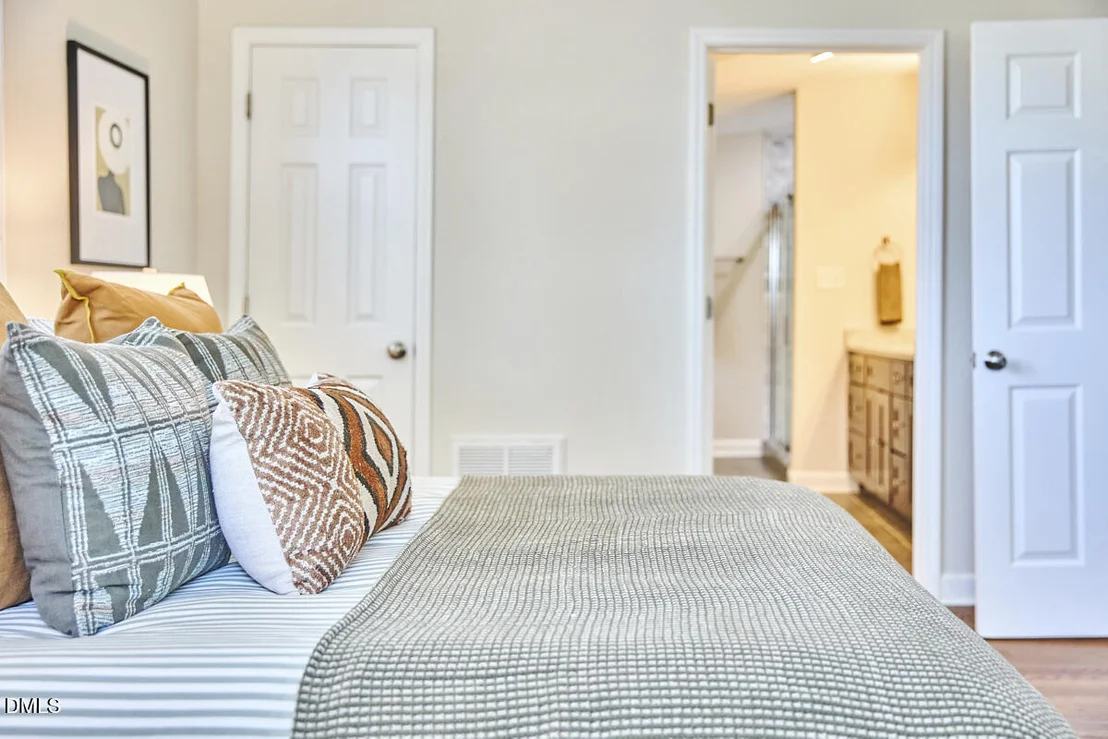 Photo of 2203 Chapel Hill Road