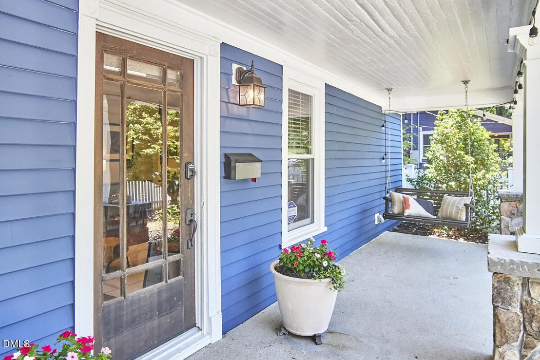 Photo of 2203 Chapel Hill Road