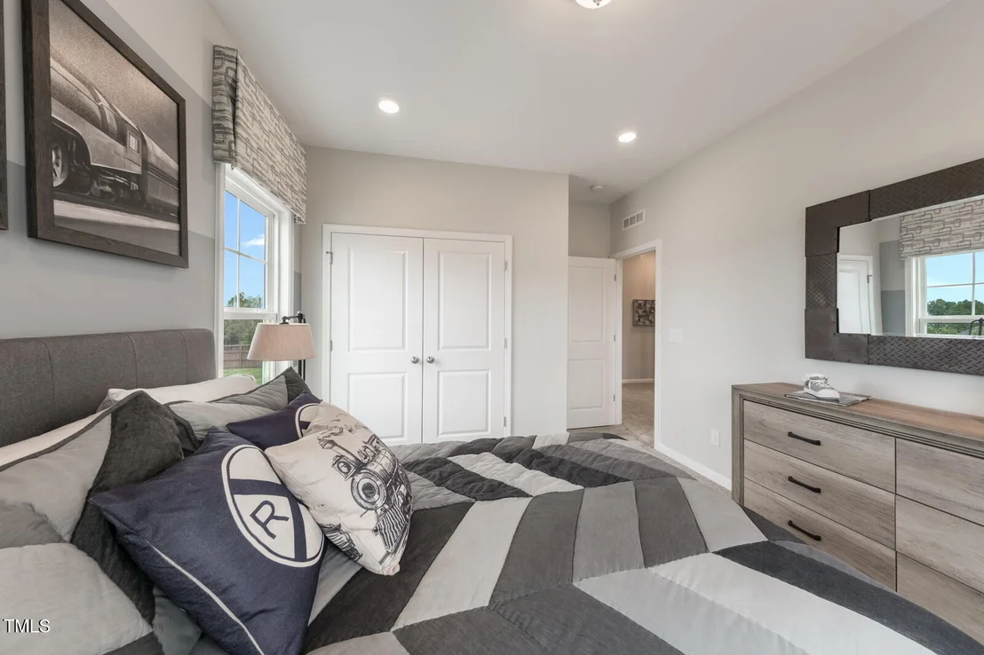 Photo of 35 Stoddard Lane