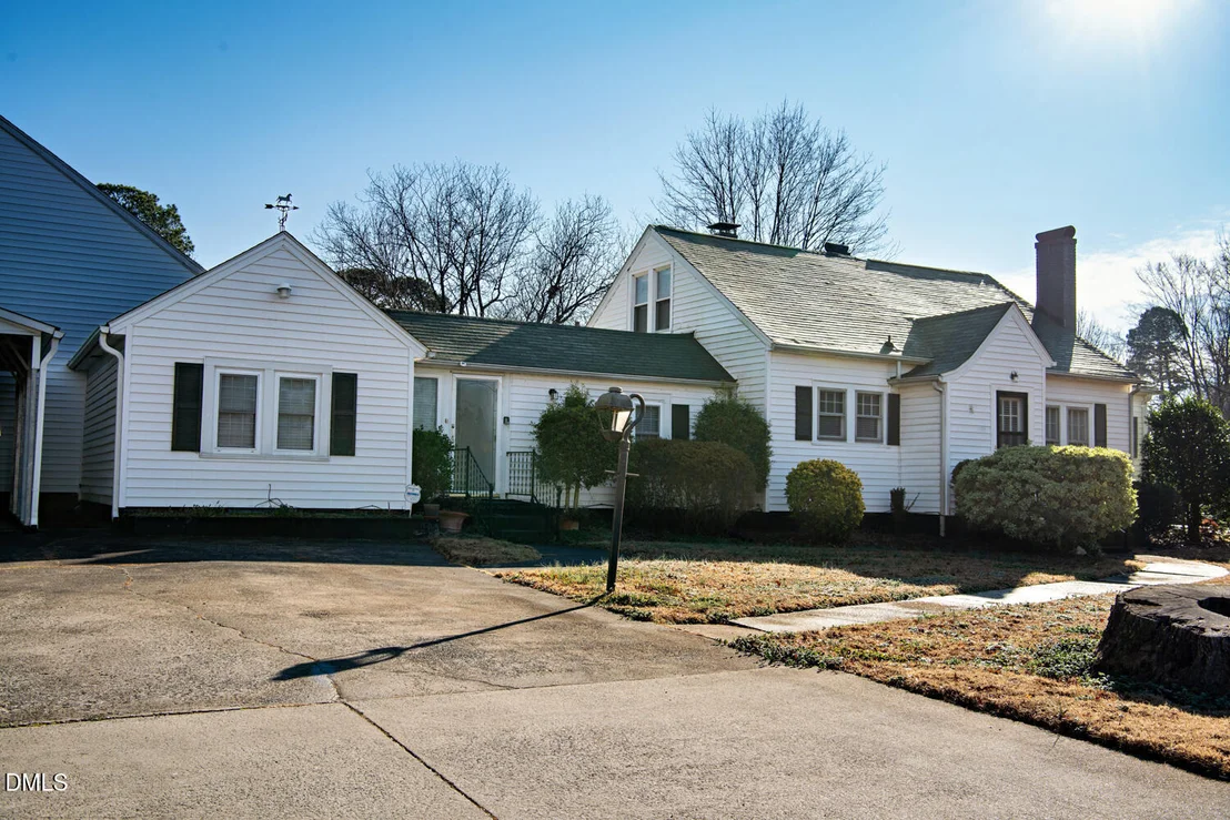 Photo of 1146 Rogers Road