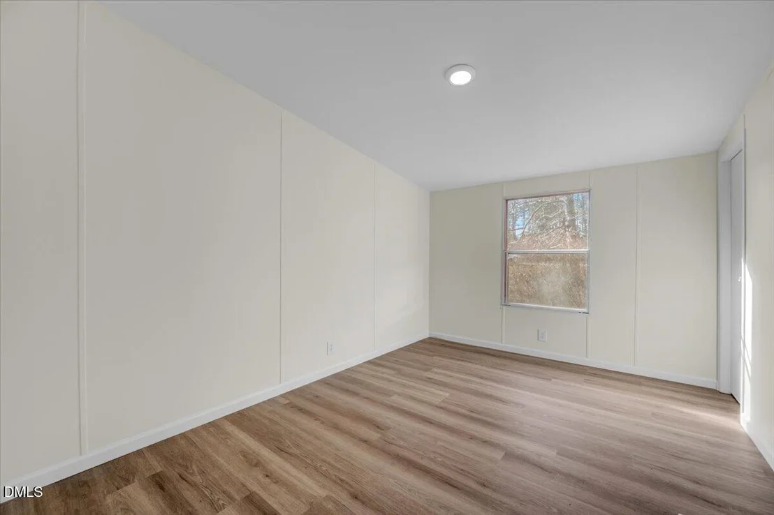 Photo of 230 Dustin Lane