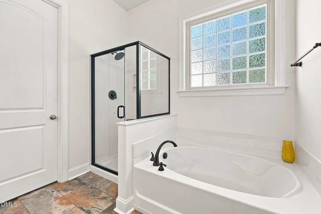 Photo of 186 Briarfield Drive