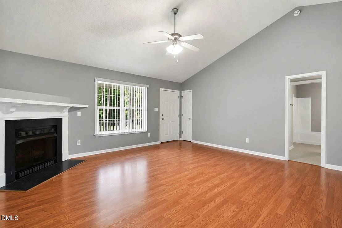 Photo of 130 Walton Circle