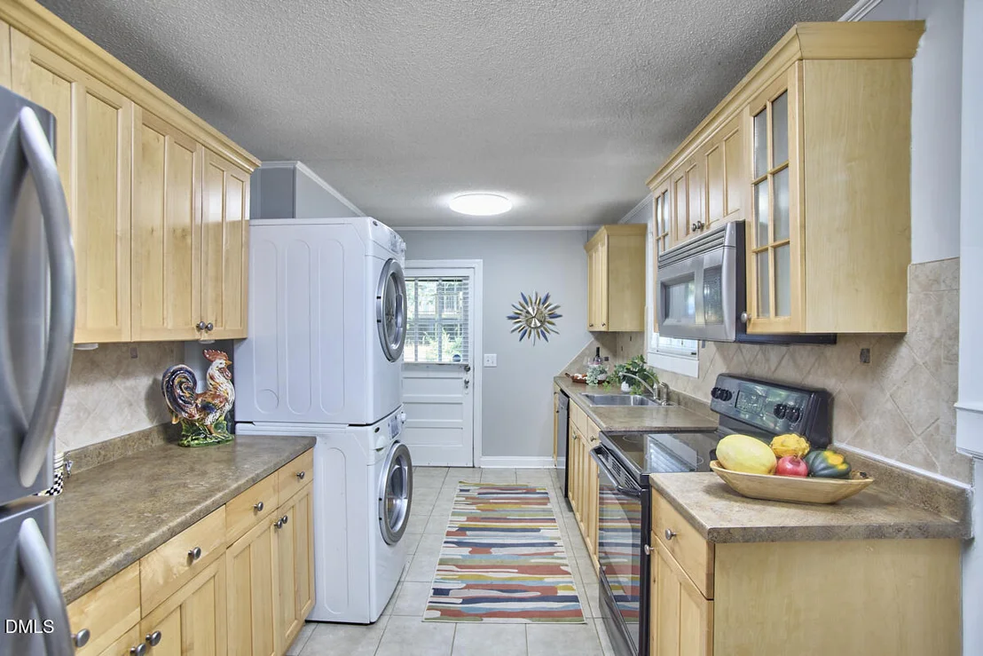 Photo of 2418 Acadia Street
