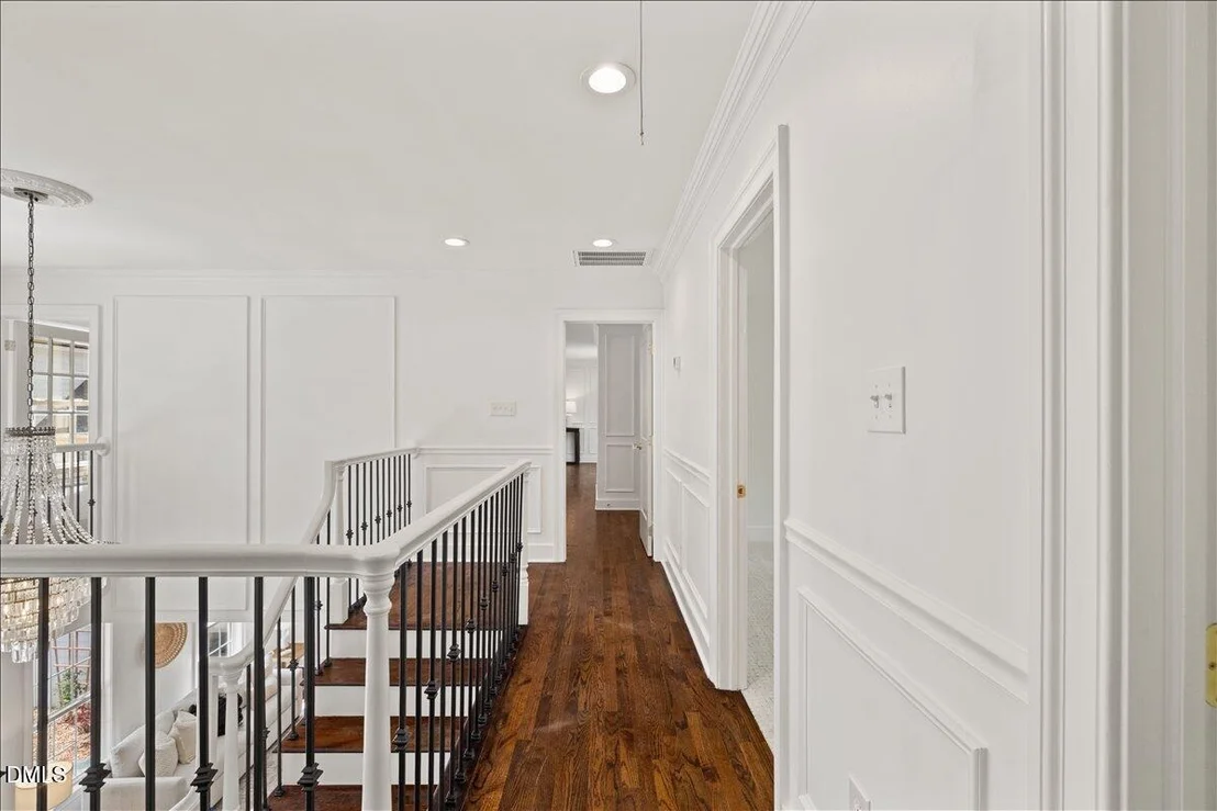 Photo of 419 Eagle Point Road