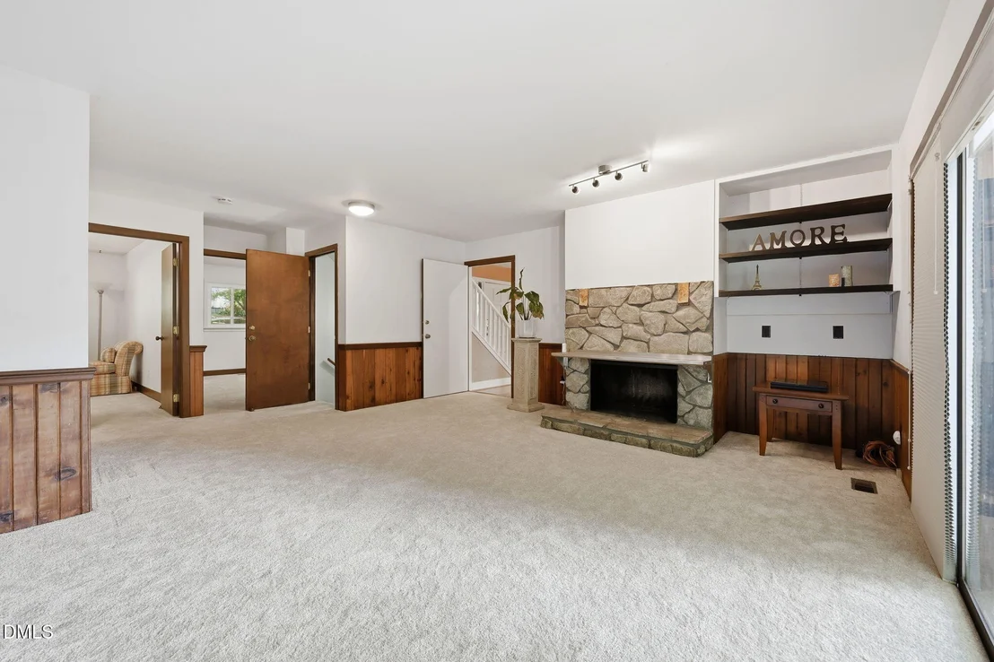 Photo of 6101 Dresden Lane