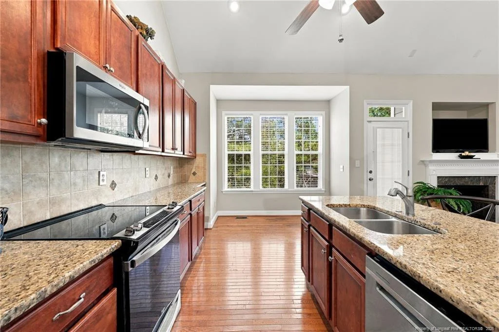 Photo of 188 Lamplighter Way