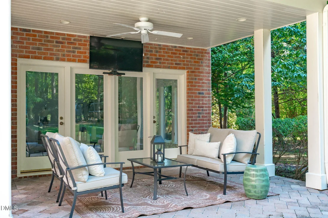 Photo of 206 Johnstone Court