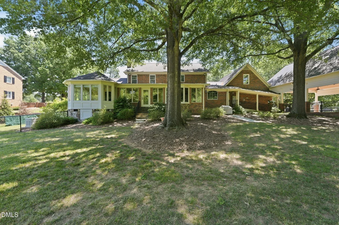 Photo of 2915 Truitt Drive