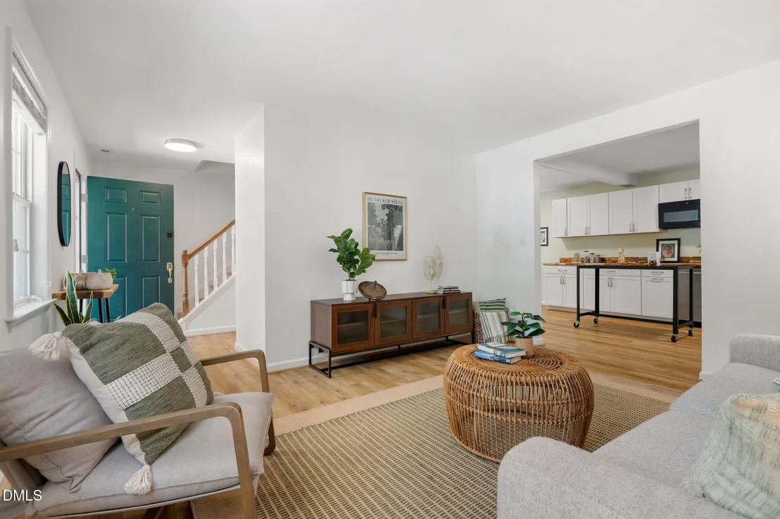 Photo of 2102 Meade Lane