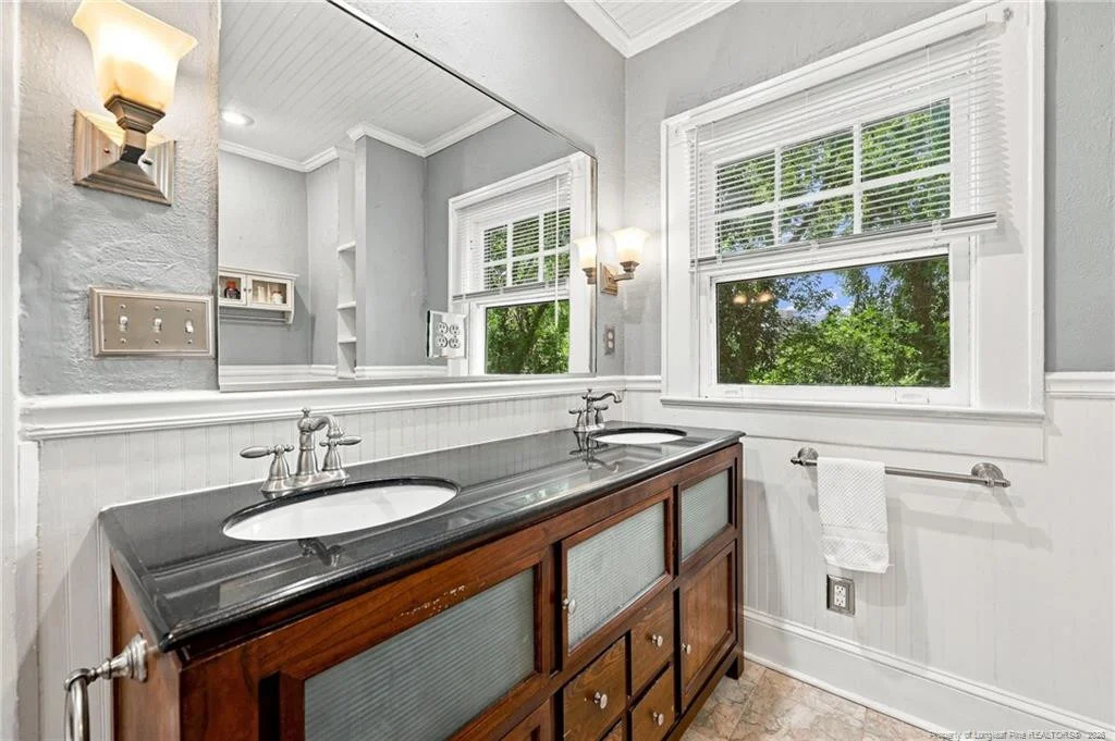 Photo of 505 Sunset Drive