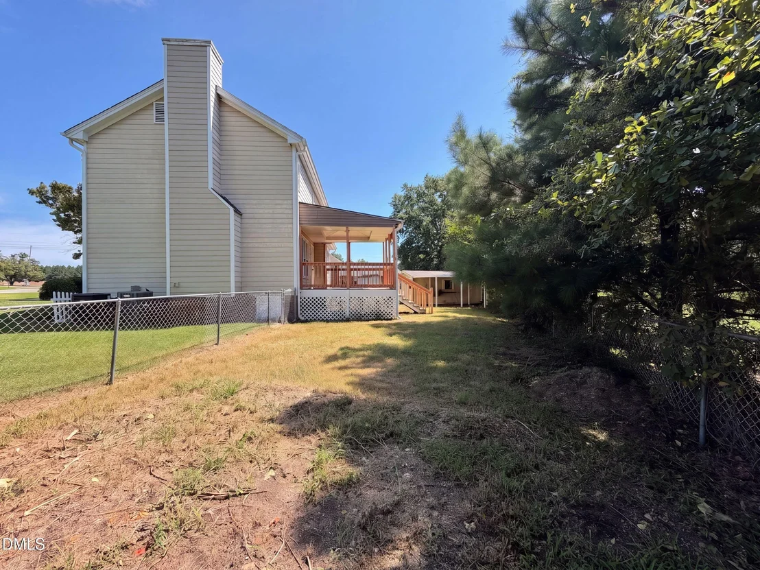 Photo of 106 Deblyn Court