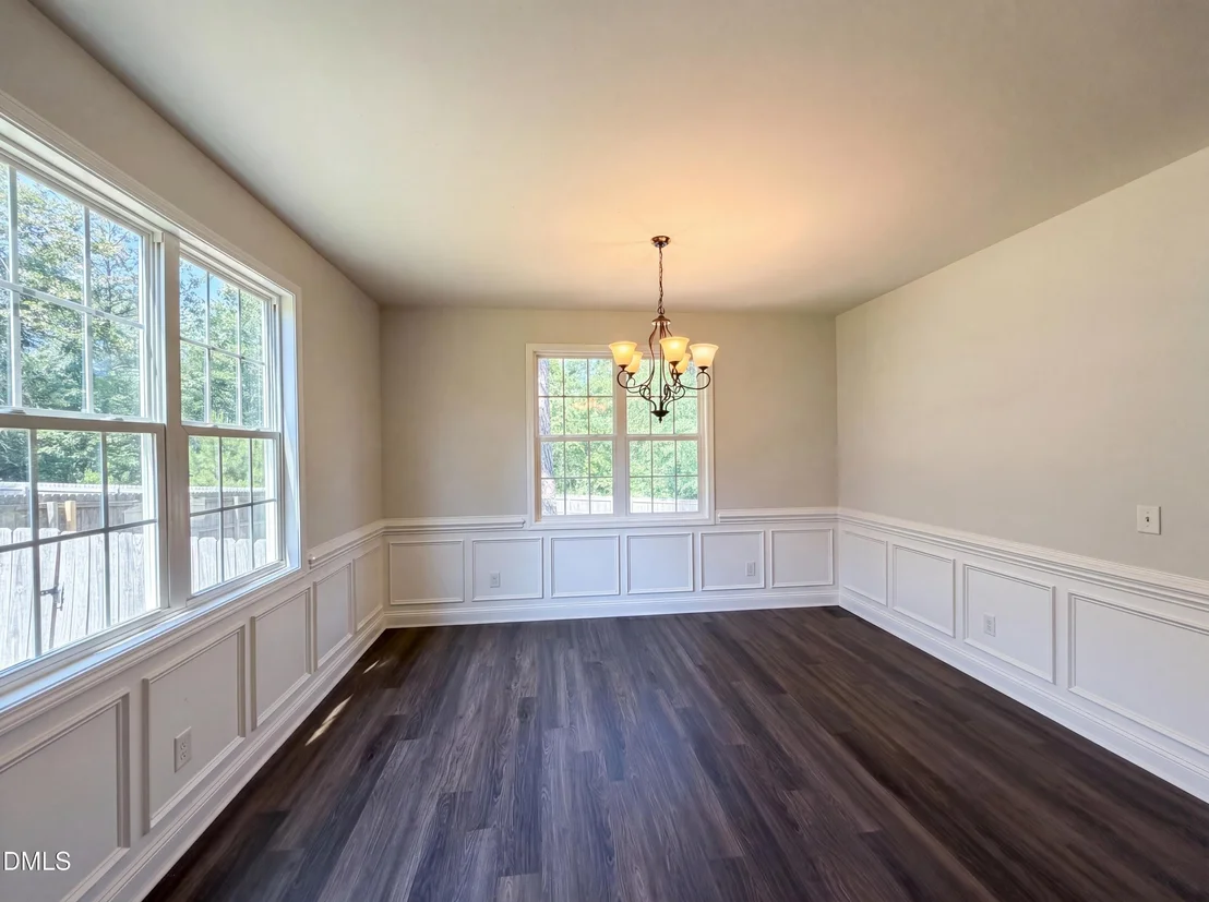 Photo of 858 Omaha Drive