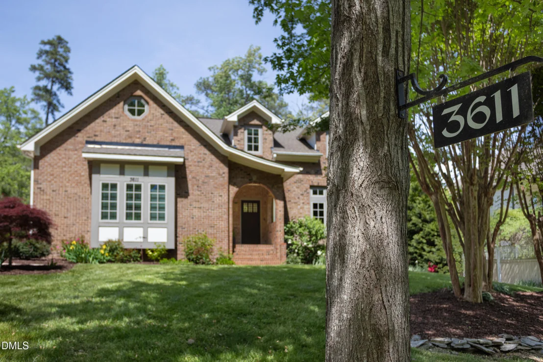 Photo of 3611 Rugby Road