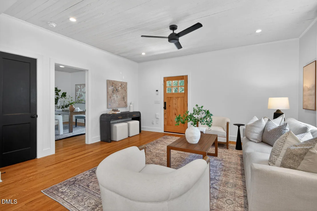 Photo of 303 Lyric Street