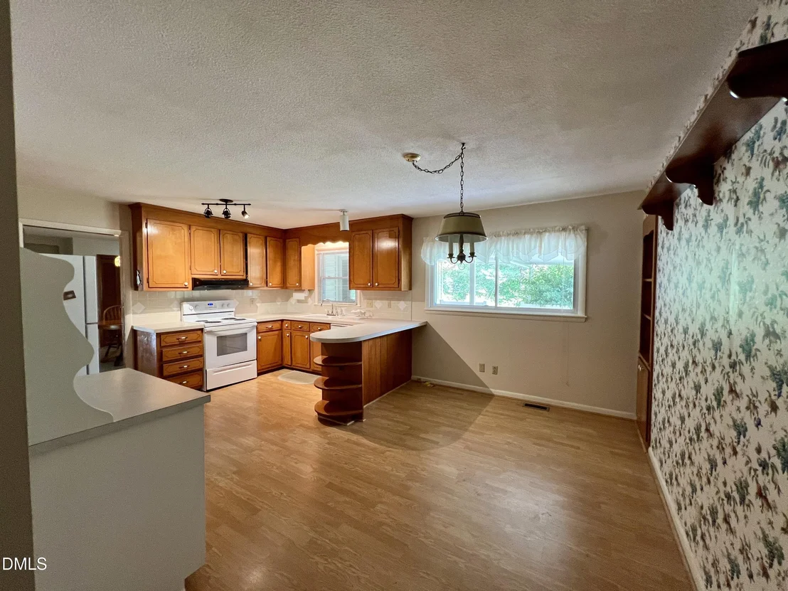 Photo of 3712 Rivermont Road