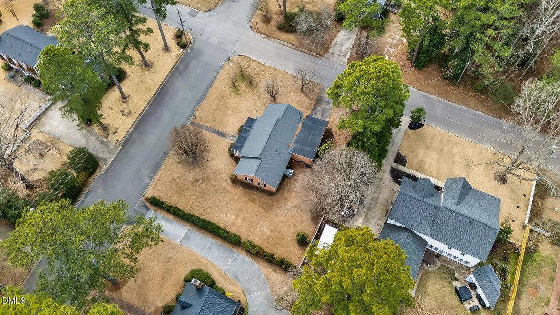 Photo of 808 Chestnut Drive
