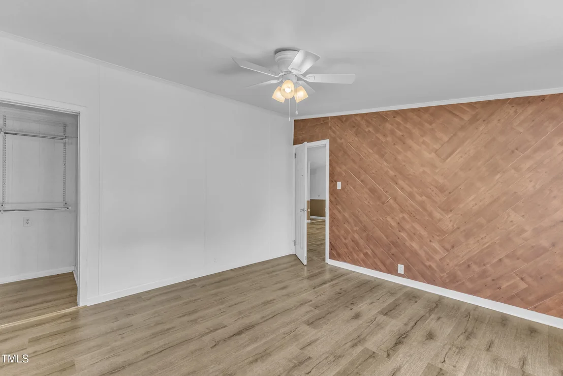 Photo of Unit E at 64 Doughty Lane