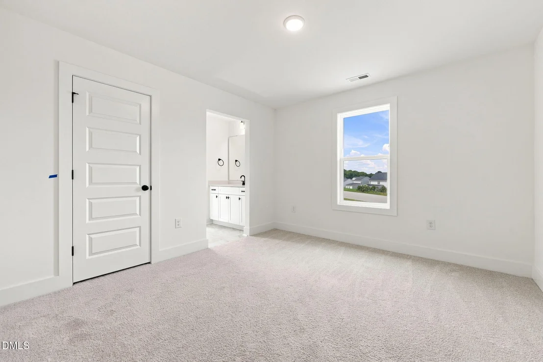 Photo of 155 Grinnell Loop