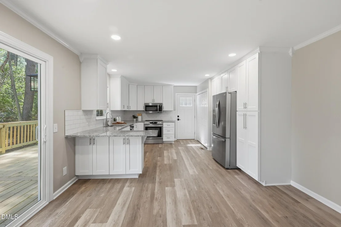 Photo of 5805 Newhall Road