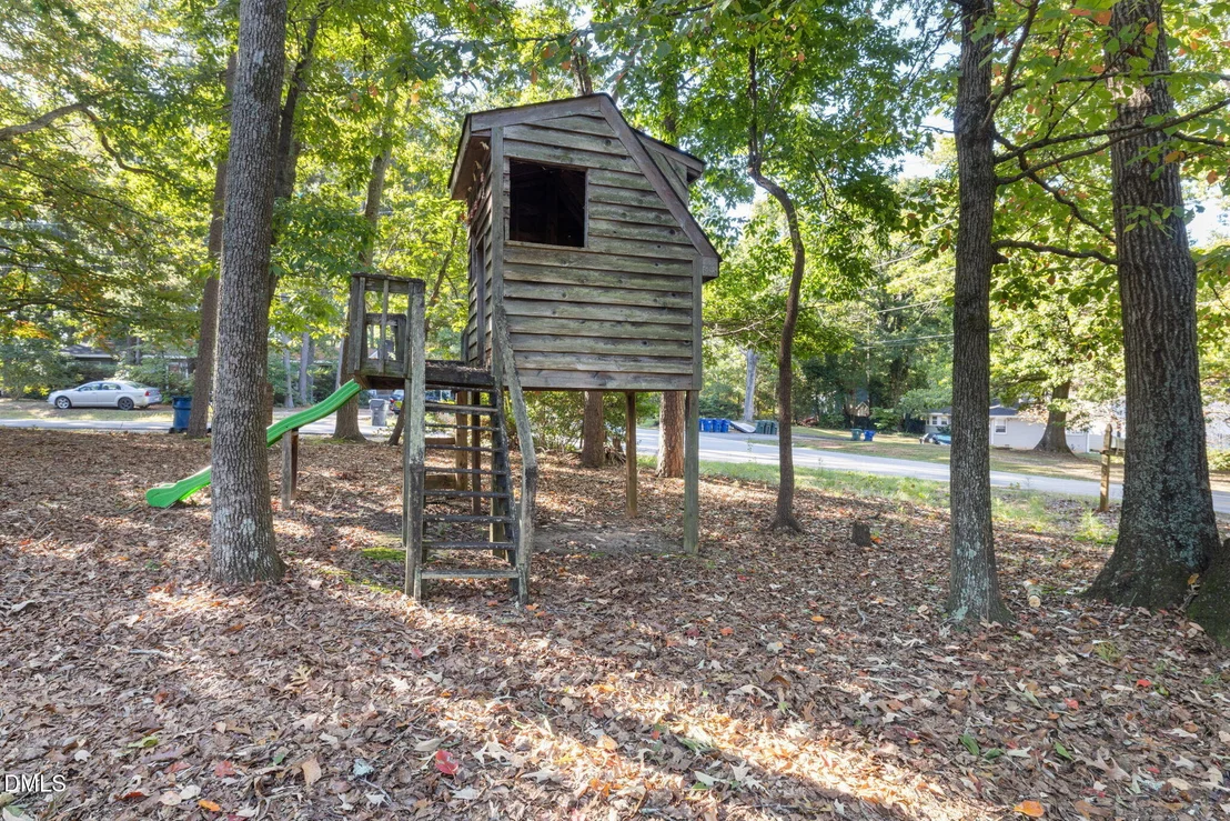 Photo of 415 Bashford Road