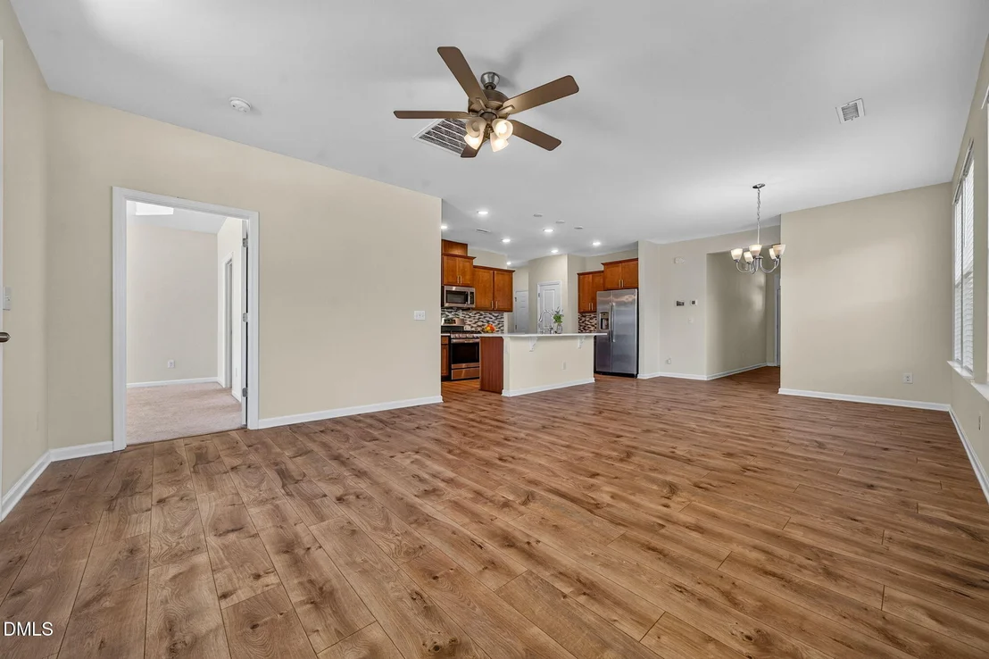 Photo of 609 Crestdale Drive