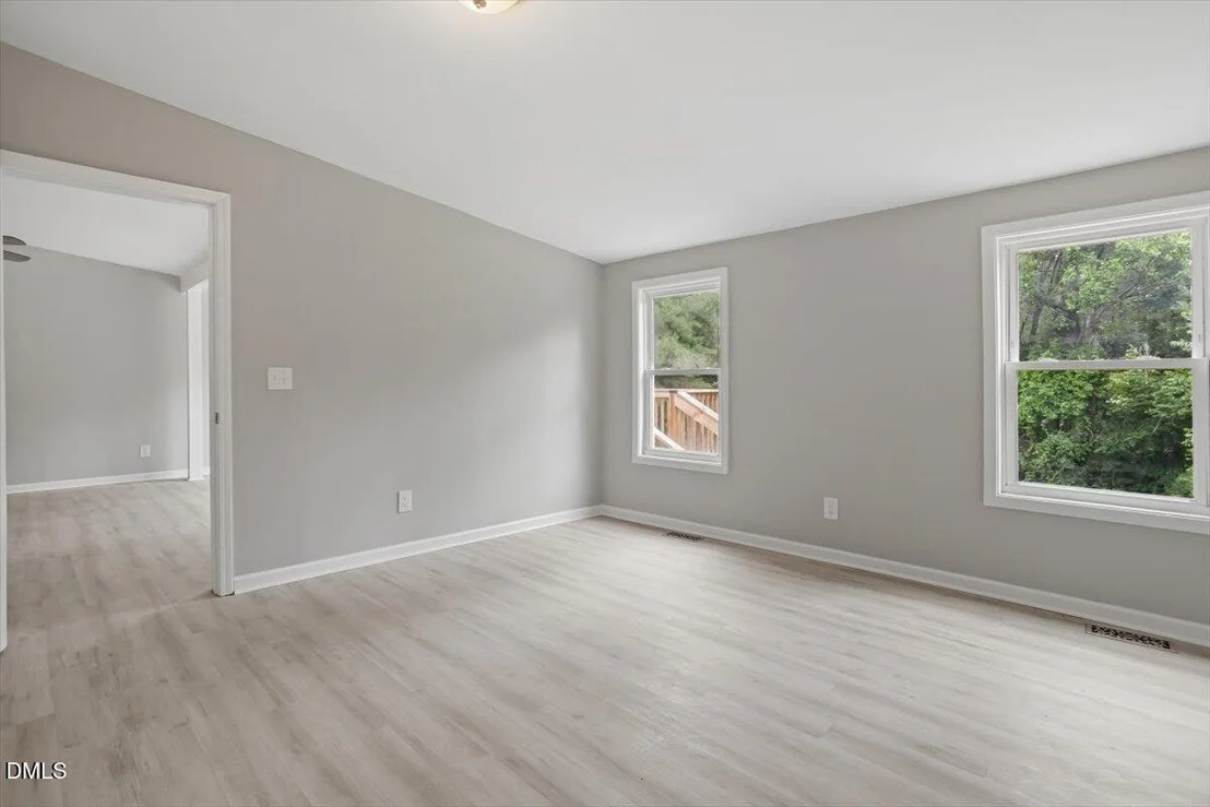 Photo of 581 Ed Thomas Road