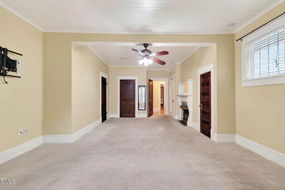 Photo of 804 W Main Street