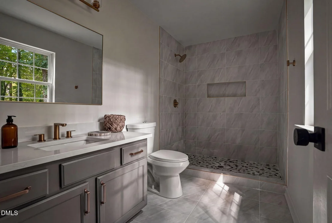 Photo of 2572 Chadwick Place
