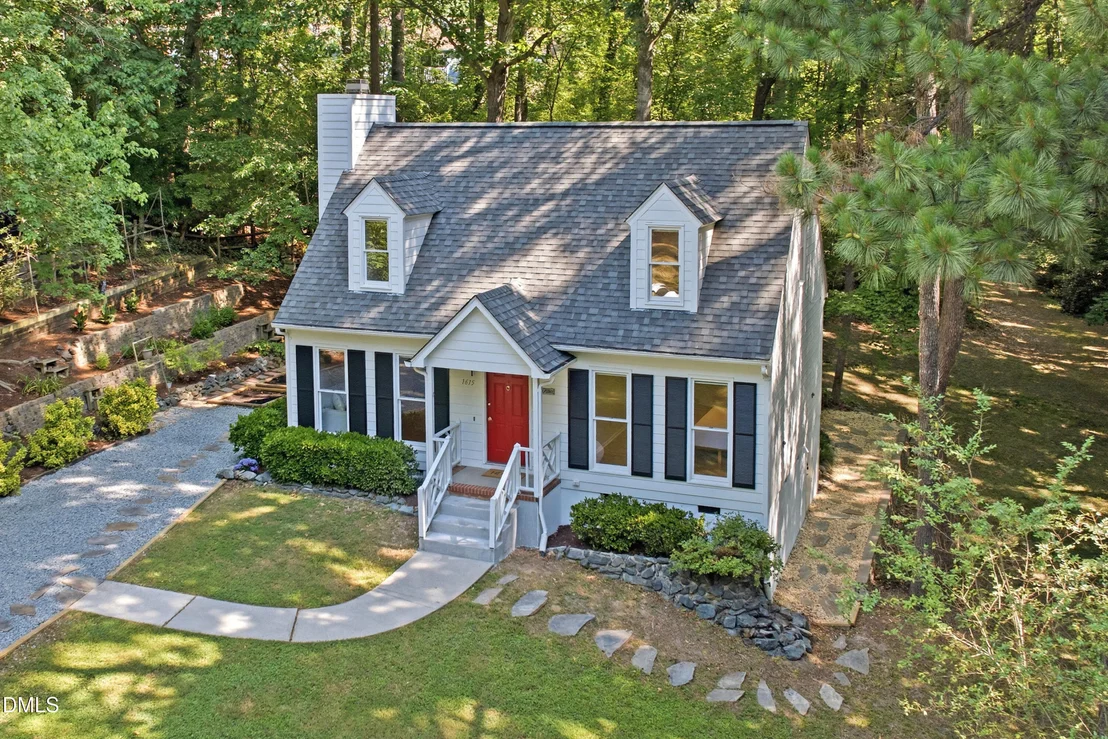 Photo of 1615 Valley Run
