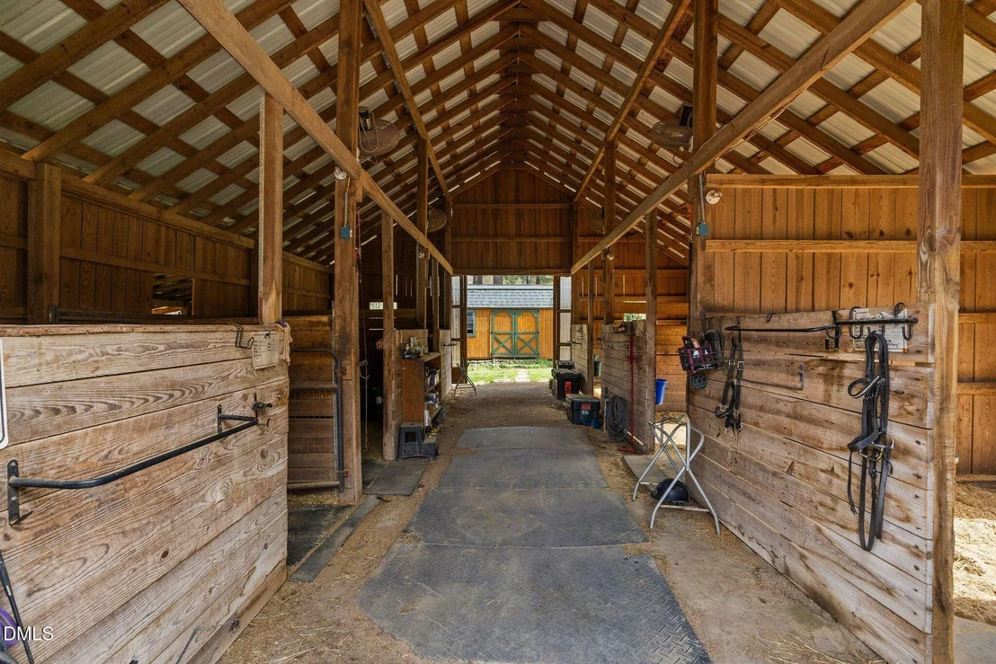 Photo of 8908 Weaver Crossing Road