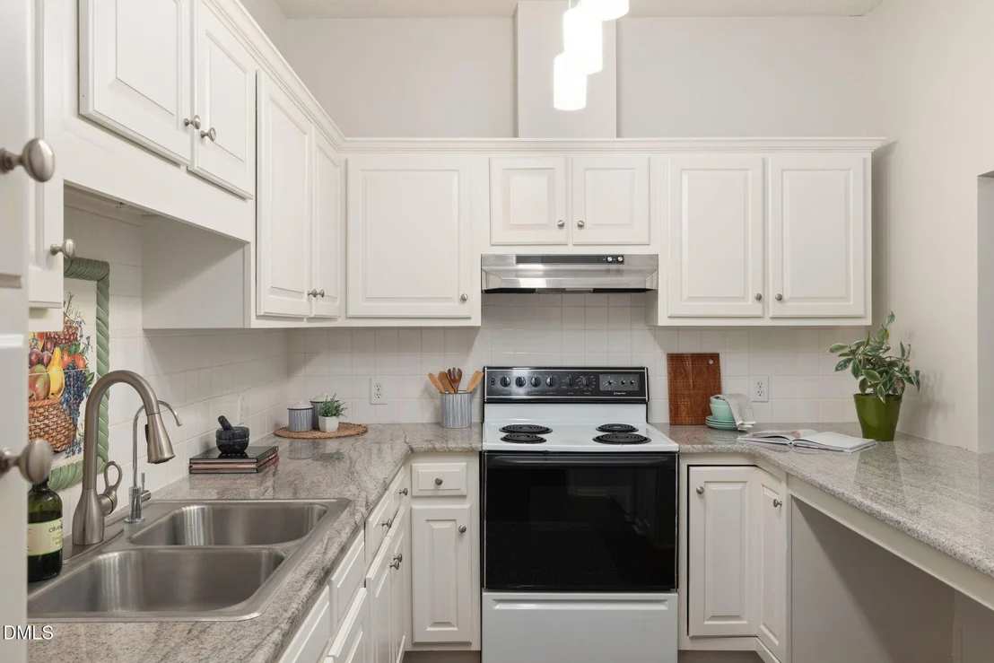 Photo of Unit B at 706 Constitution Drive