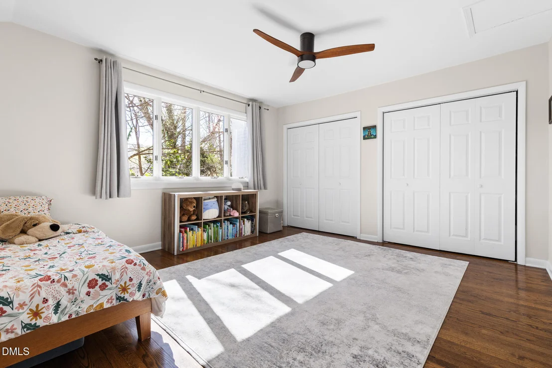Photo of 353 Tenney Circle