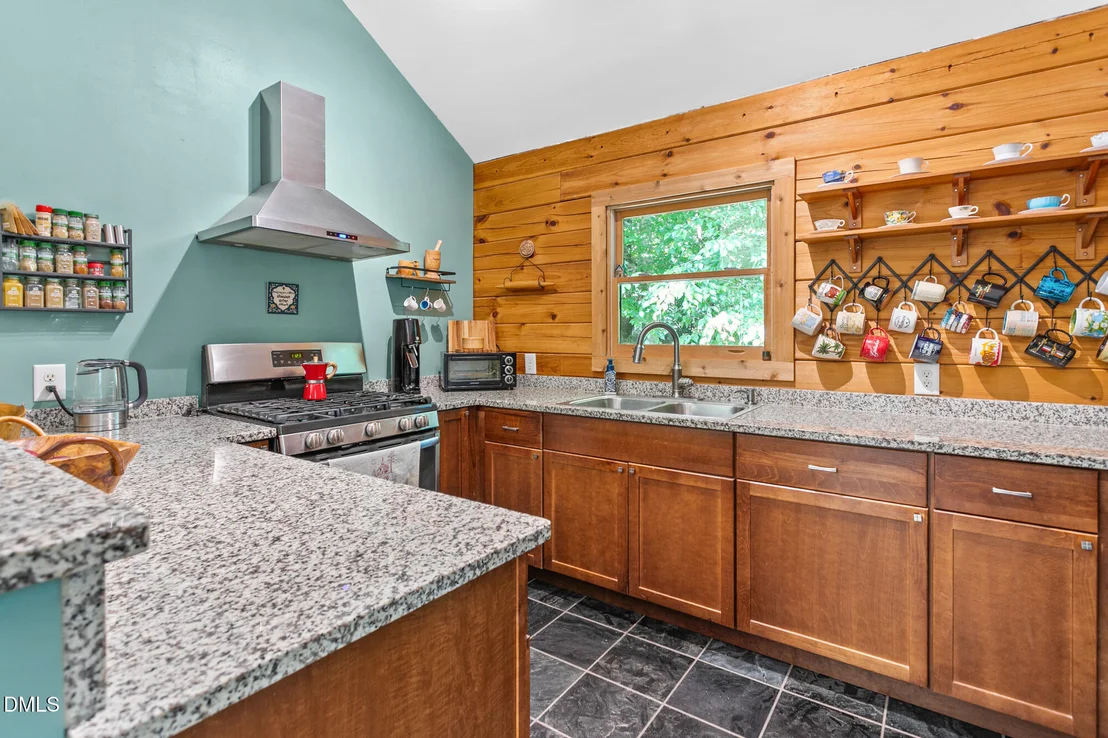 Photo of 3953 Paylor Road