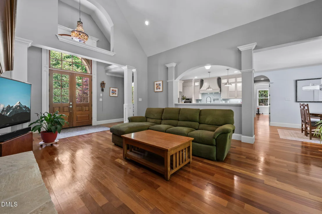 Photo of 2031 Silverleaf Drive