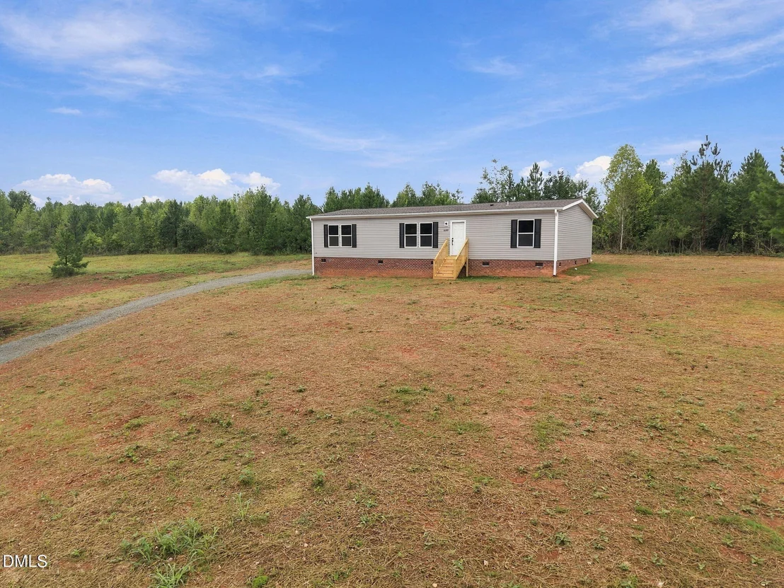 Photo of 8019 Cornwall Road