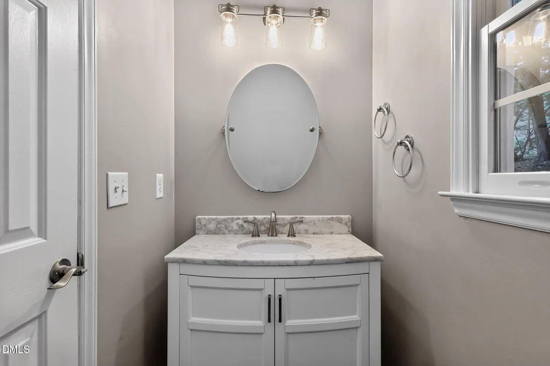 Photo of 5206 Oakbrook Drive