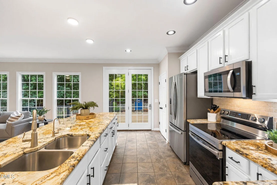 Photo of 711 Midsummer Lane
