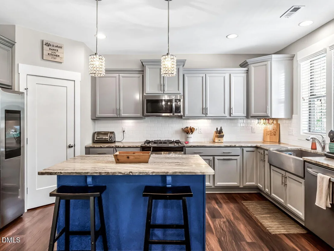 Photo of 1701 Chestnut Falls Road