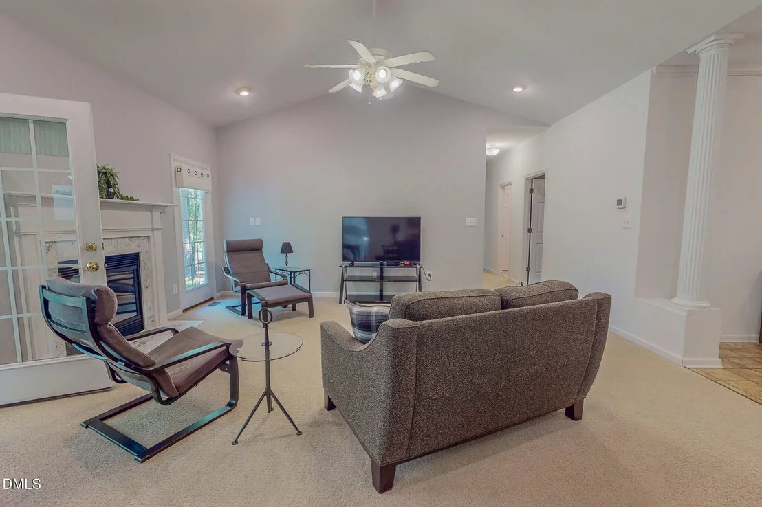 Photo of 734 Crystal Forest Drive