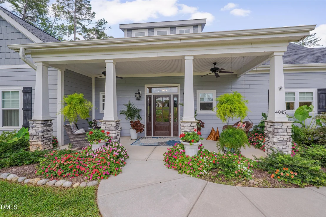 Photo of 4945 Thomas Road