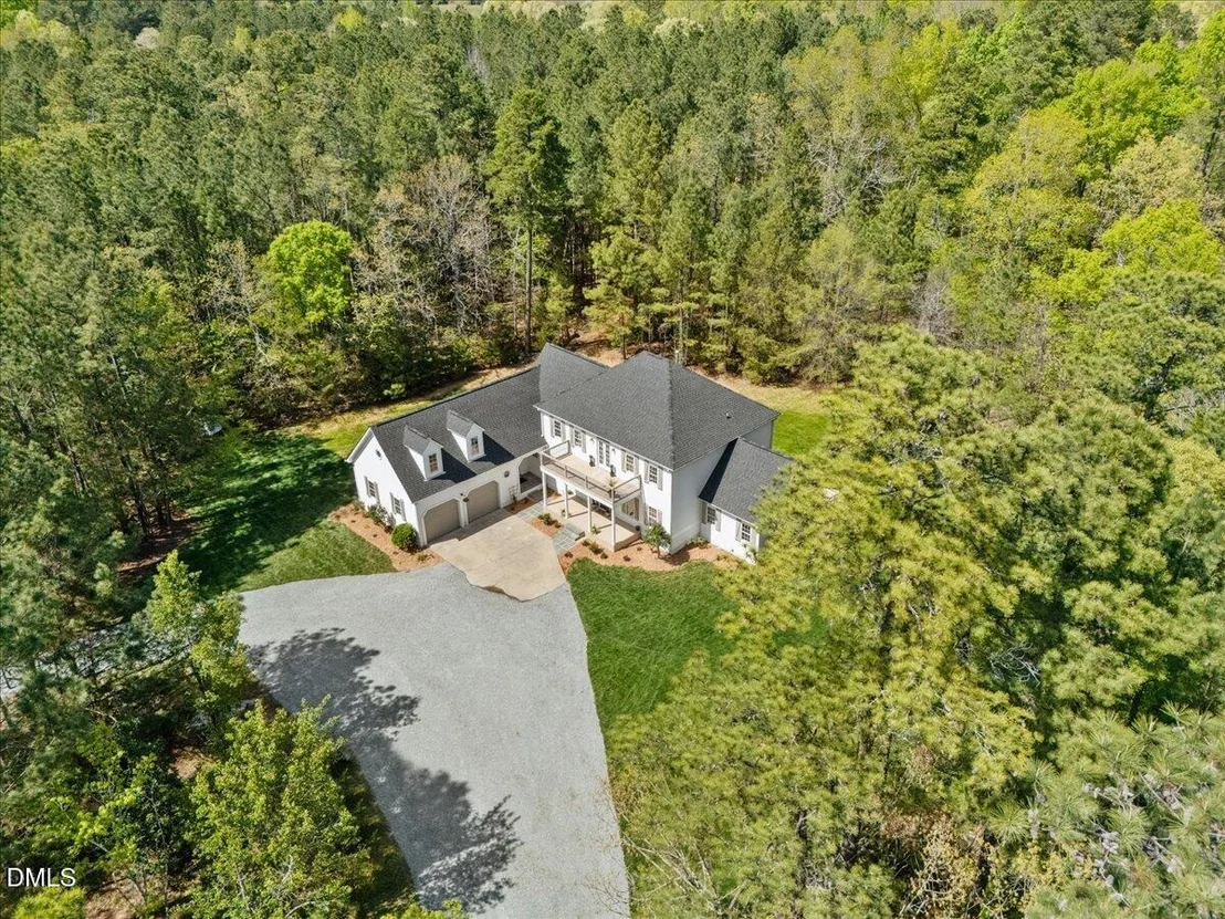 Photo of 419 Eagle Point Road