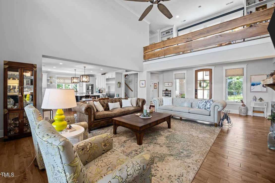 Photo of 976 Estate Road
