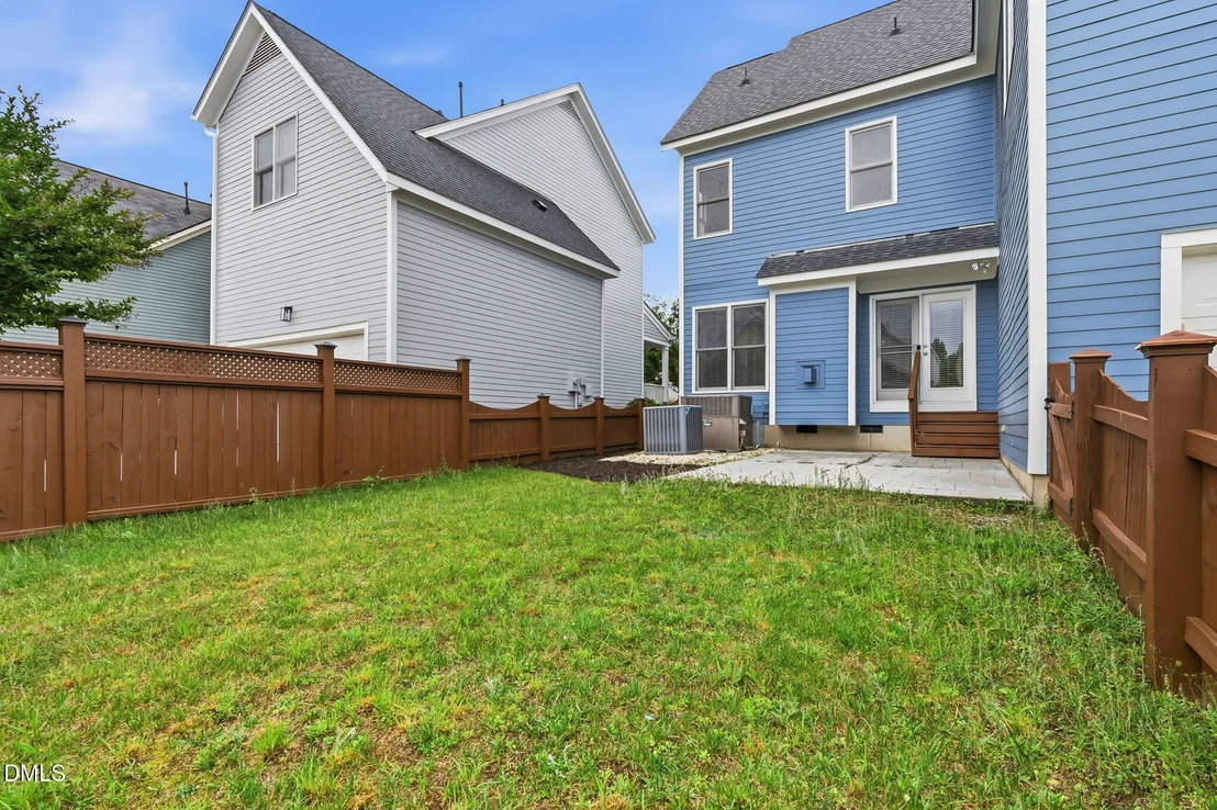 Photo of 112 Bridgegate Drive