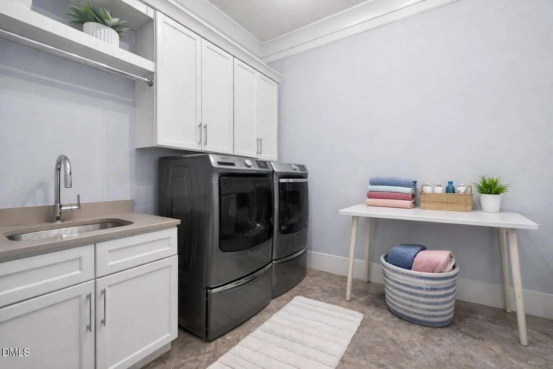Photo of 7017 Rainwater Road