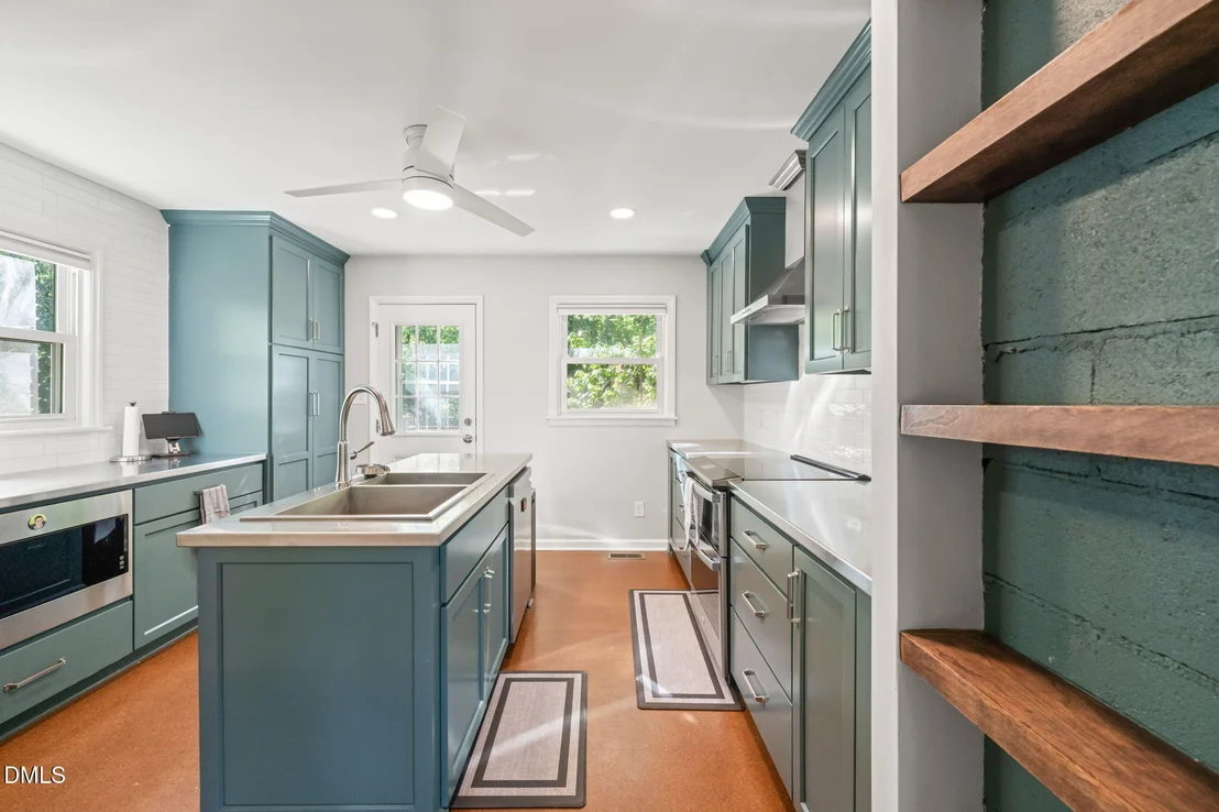 Photo of 3827 Corwin Road